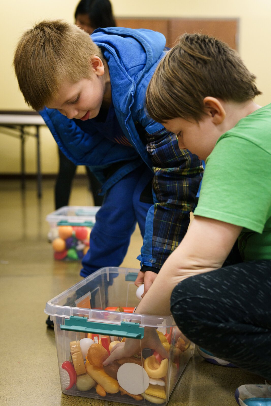 Children and parents hear lessons on nutrition, movement and behavioral health as part of FitKids360.