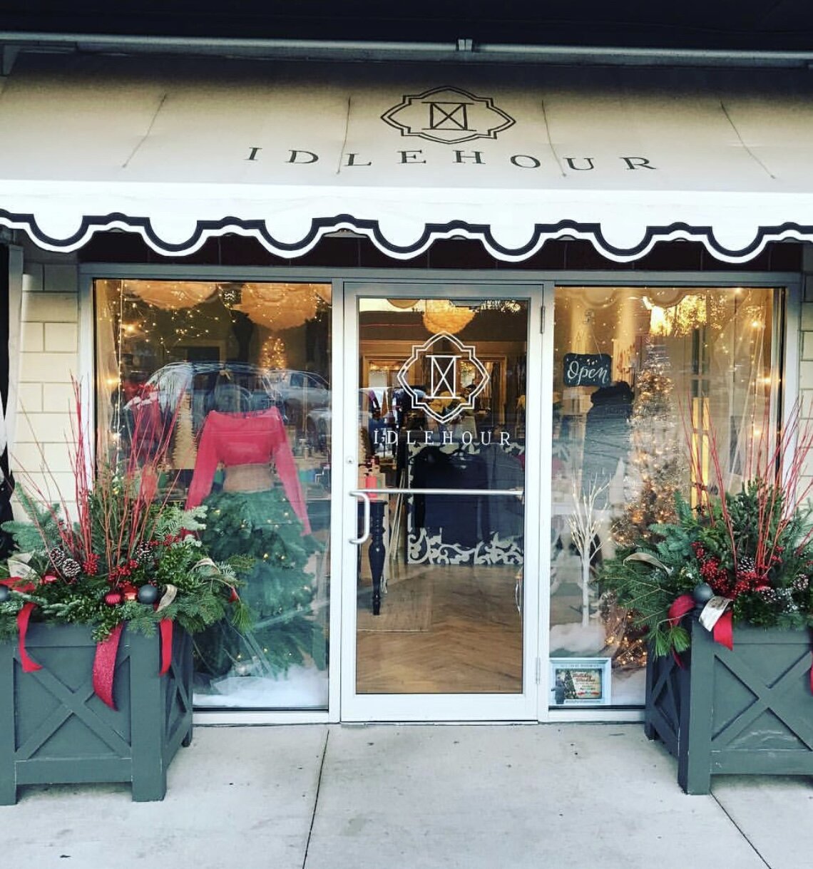 Idlehour, 526 W Jefferson Blvd, Fort Wayne, IN 46802