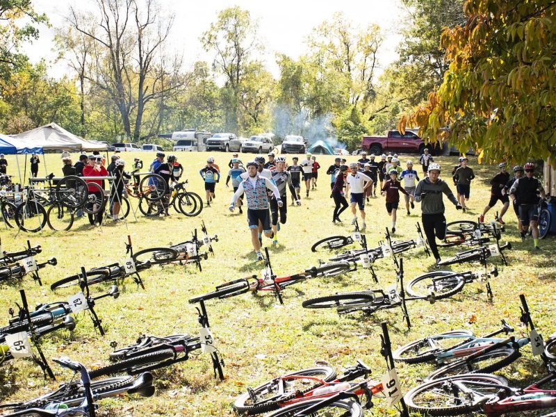 Competitors sprint to their bikes to start the 6-hour endurance race.