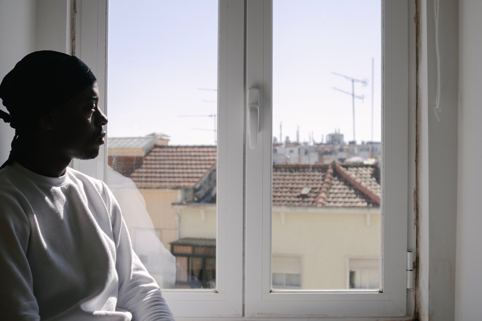 There are gaps in mental health services to men.