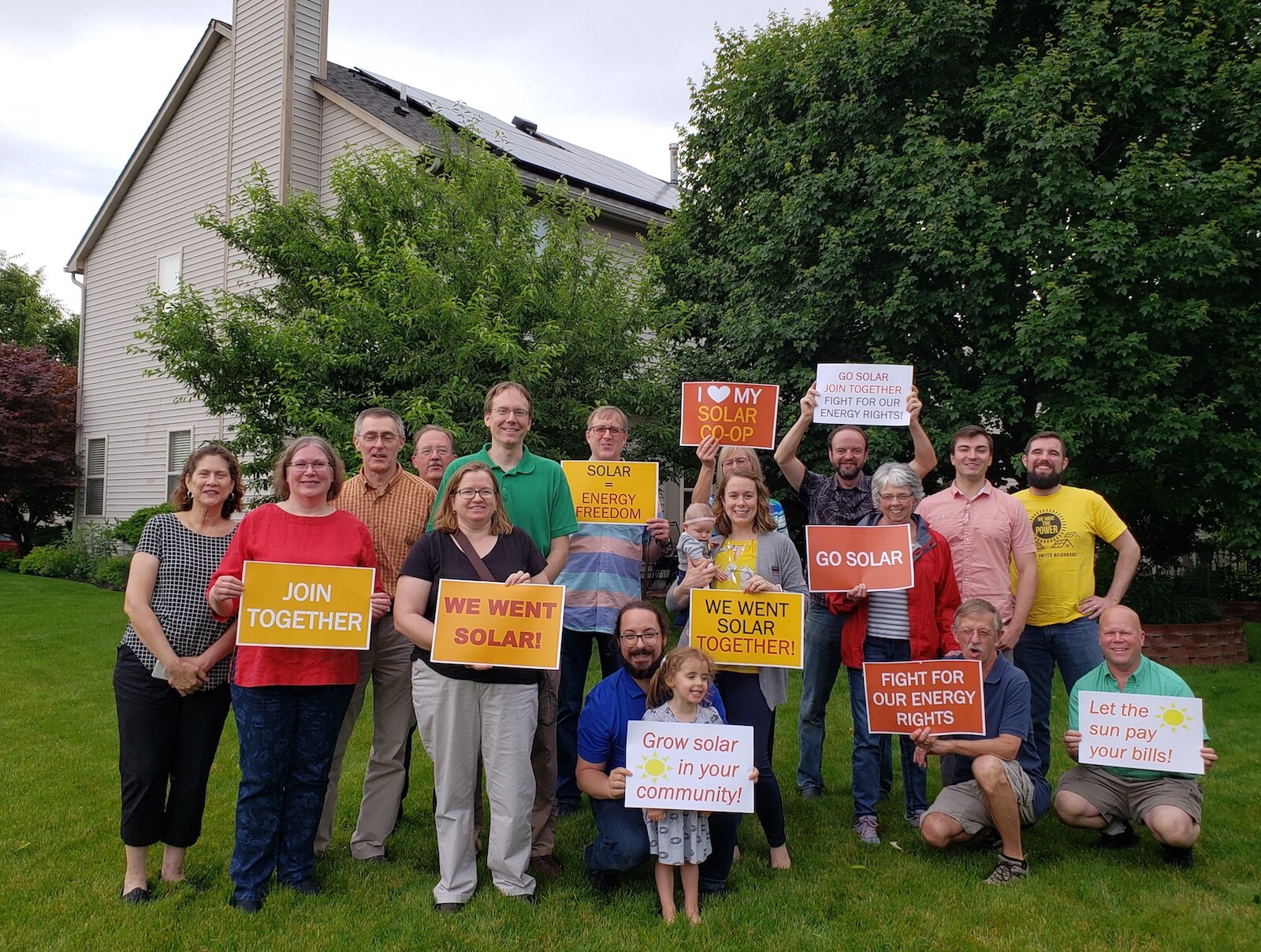 Solar United Neighbors (SUN) advocates in Carmel, Ind.