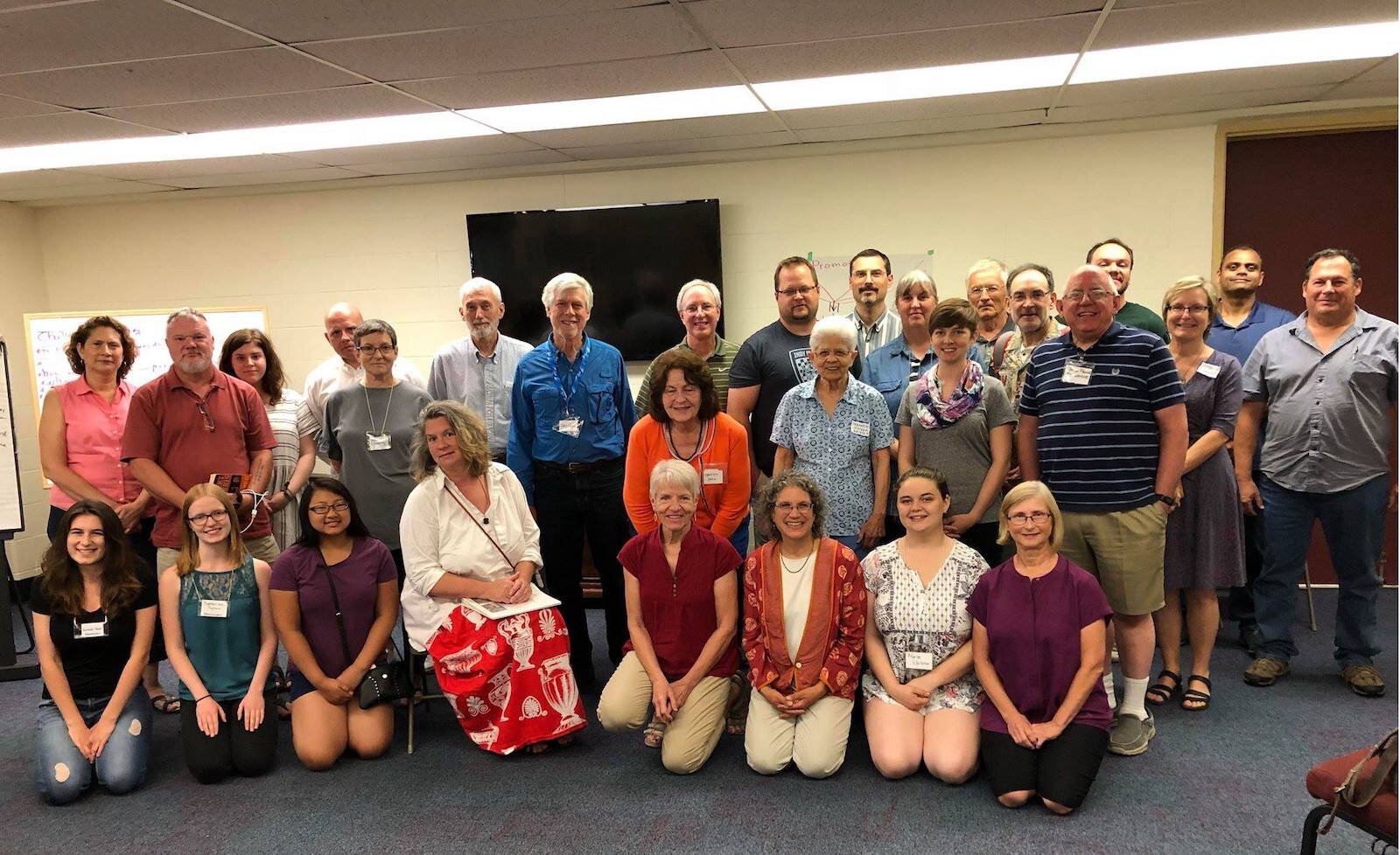 Solarize Indiana helps homeowners get group discounts on solar installations to continue progress on clean energy in Indiana. 