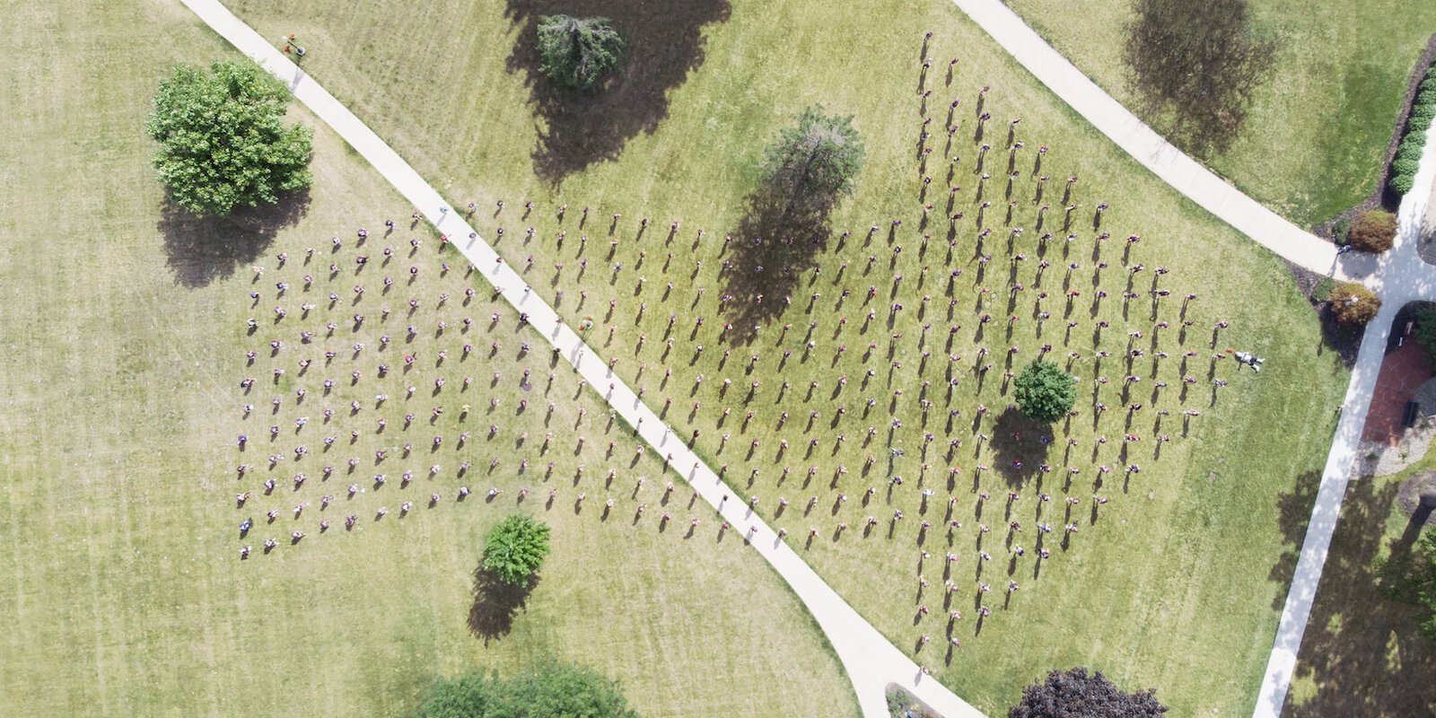 A socially-distanced photo of the 2020 incoming class that represents the campus theme "Journey."
