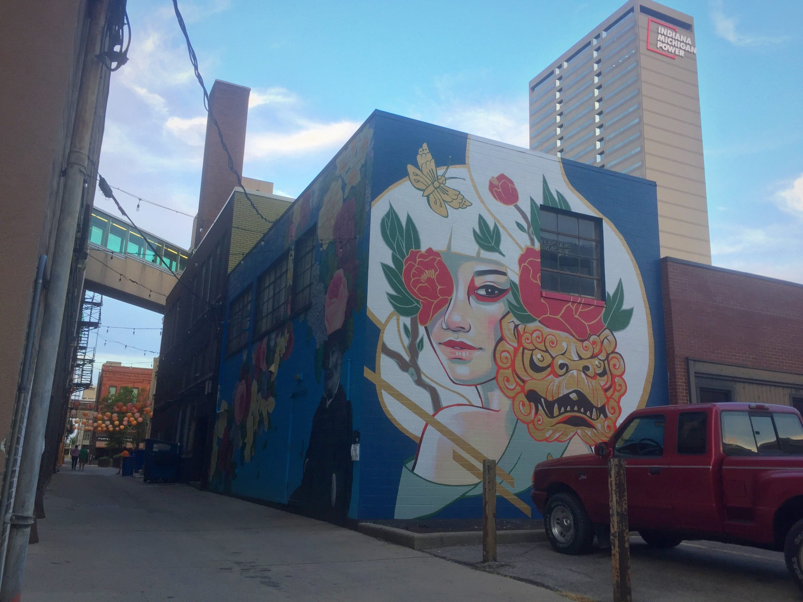A new mural in downtown Fort Wayne by Tokyo-born artist JUURI.