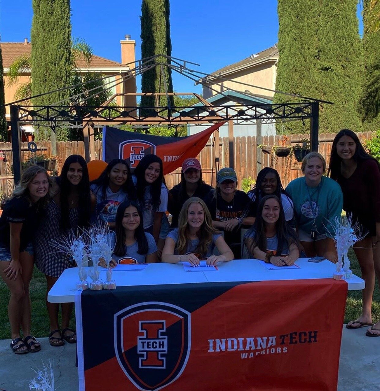 Indiana Tech's women's soccer team holds a signing ceremony during COVID-19.