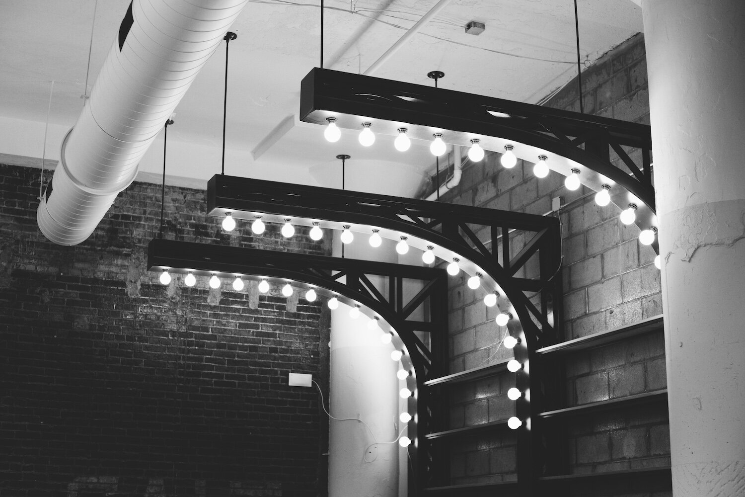 The Landing Beer Co. has a laid back, California vibe reminiscent of old Hollywood drive-ins.