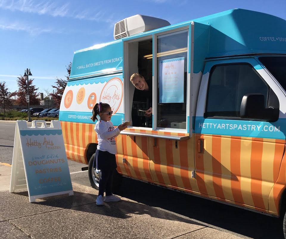 Hetty Arts Pastry truck.