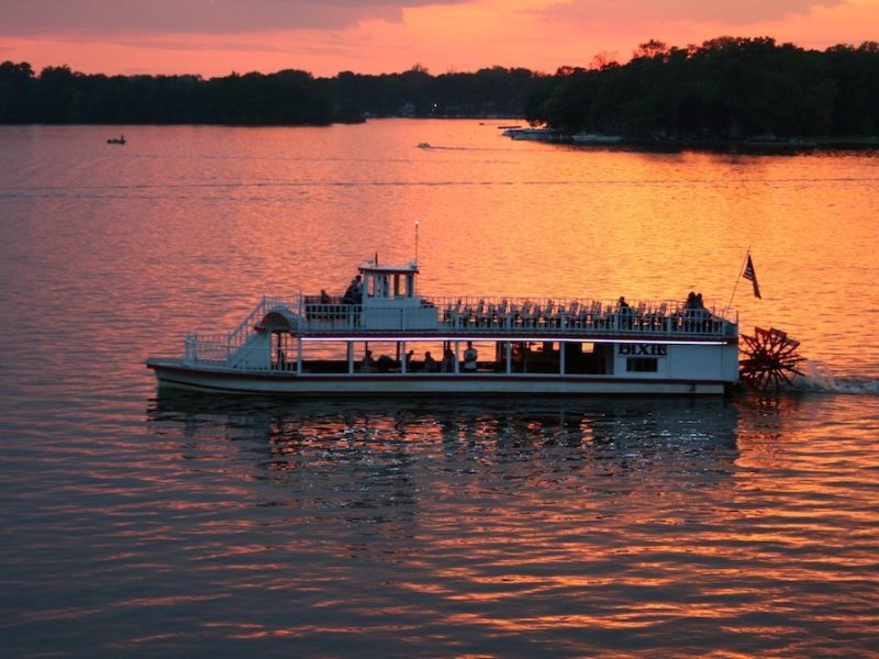 The Dixie Sternwheeler, Indiana’s oldest sternwheel paddleboat.