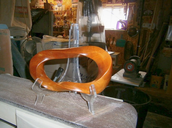  This is the first Möbius band sculpture Rose ever made. Since then, he has made more than 1,000 with a similar concept.