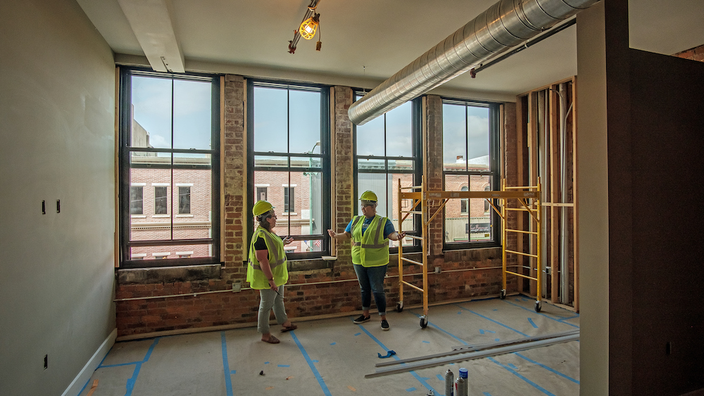 The Artist Lofts have large windows and industrial features.