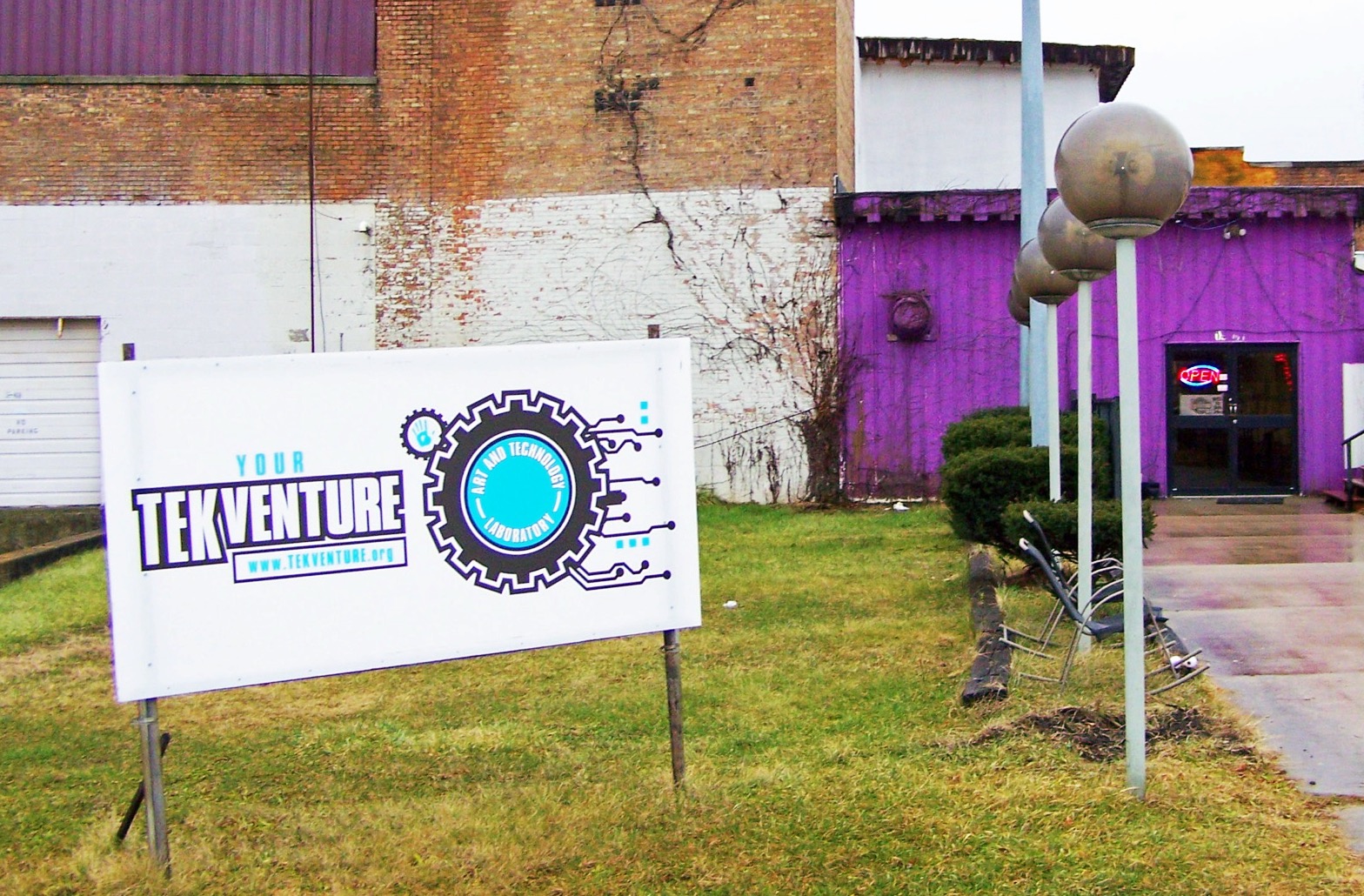TekVenture is located at 1500 Griffin St.