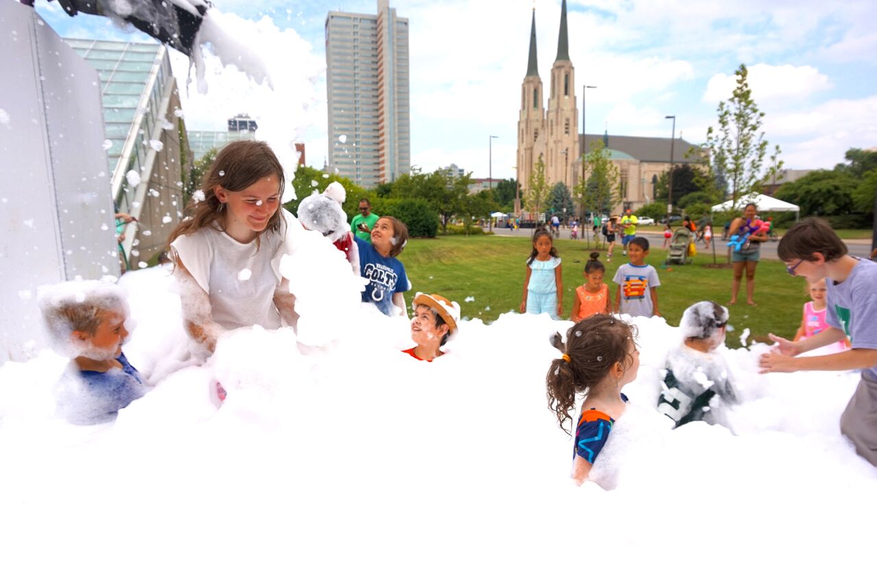 The Fort Wayne Parks & Recreation department brought out a Bubble Machine.