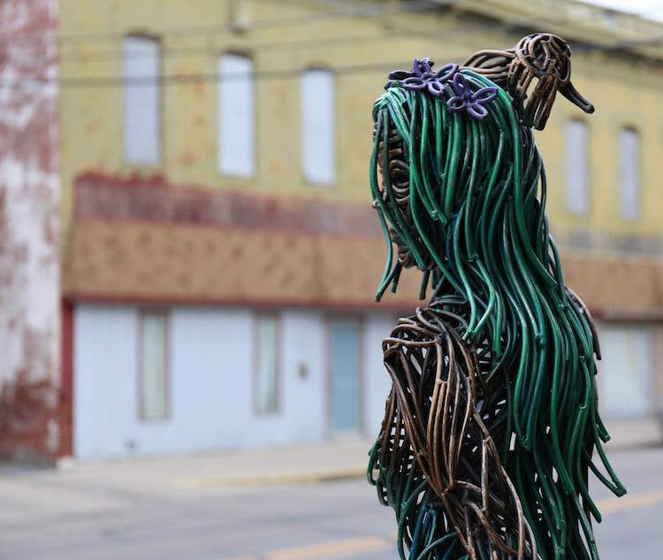 "Daphne" by Greg Mendez.