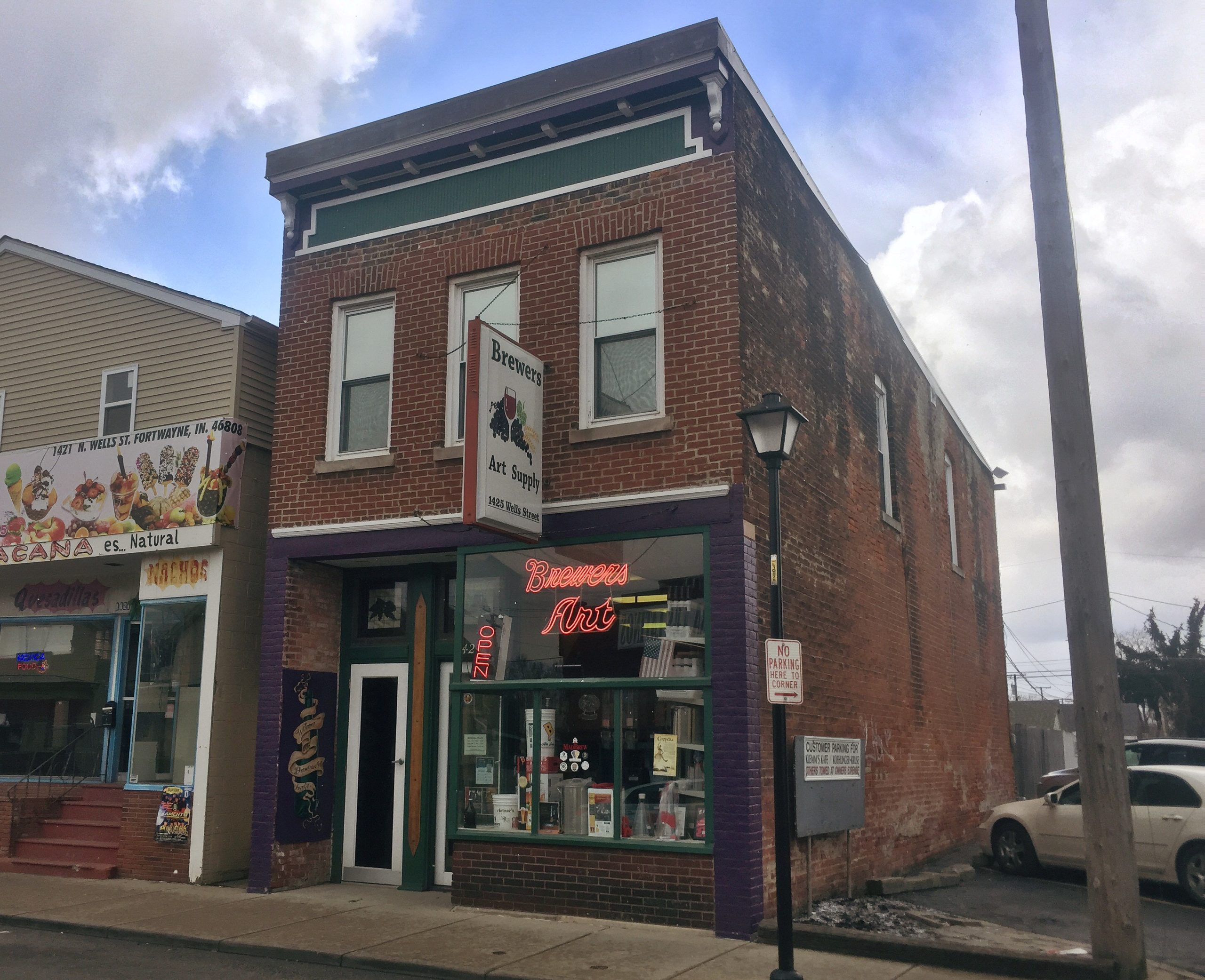 Brewers Art Supply at 1425 N. Wells St.