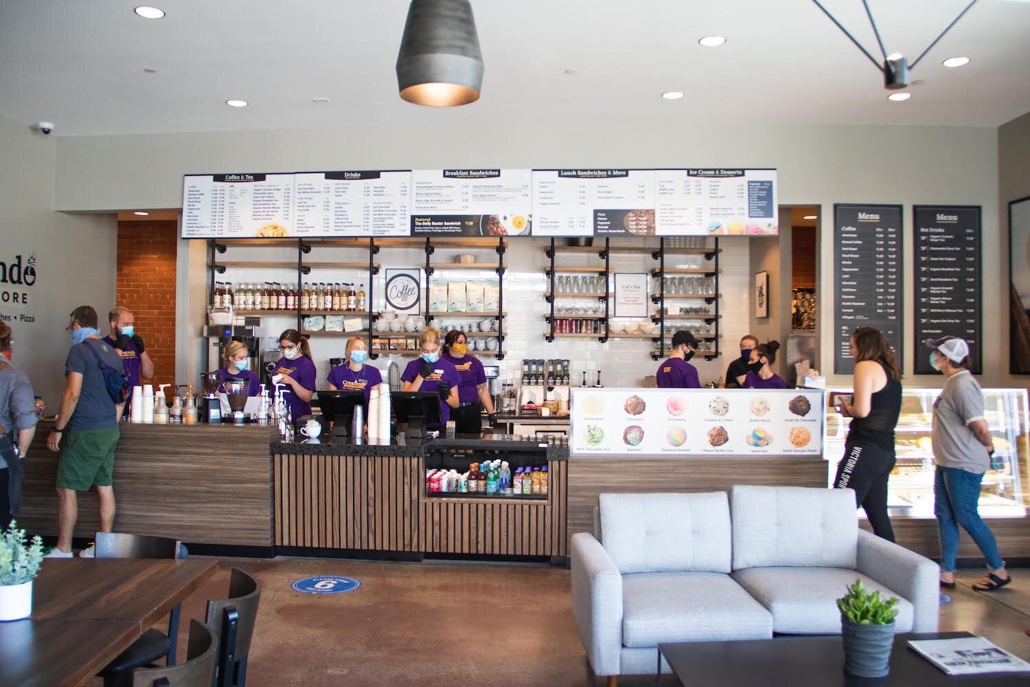 Crescendo Coffee & More serves ice cream, homemade pastries, sandwiches, and pizza—with many ingredients sourced from local purveyors.