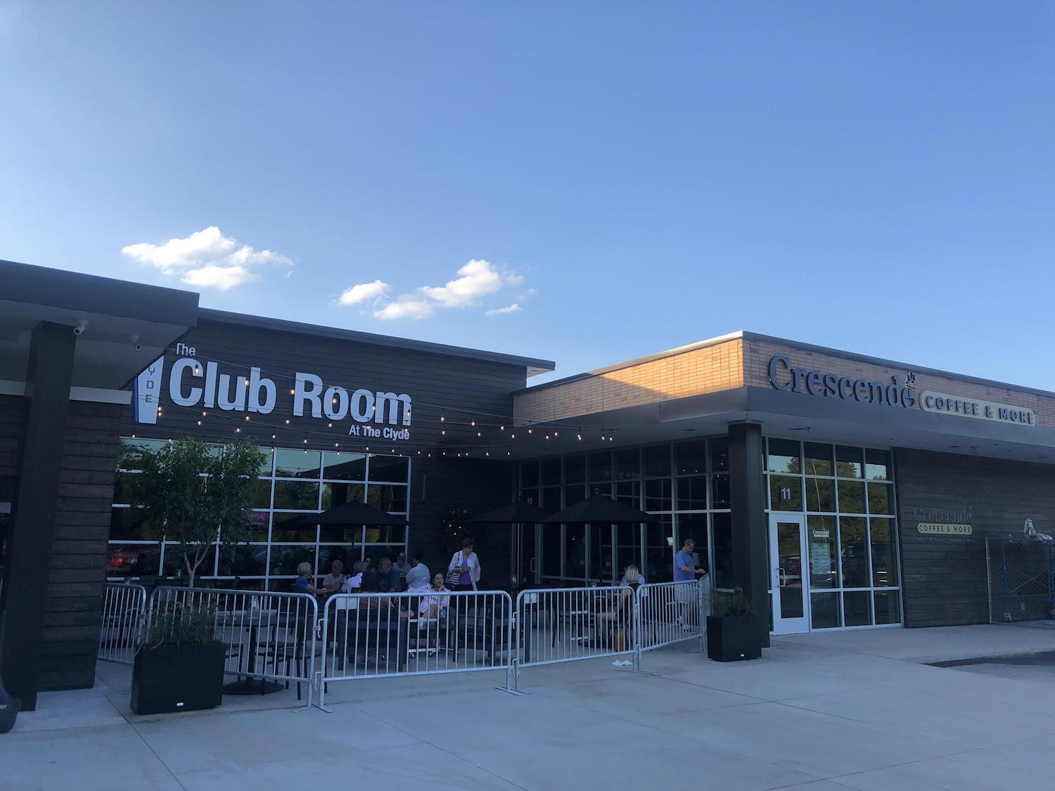 Crescendo Coffee & More provides a new daytime hangout spot on the South Side.