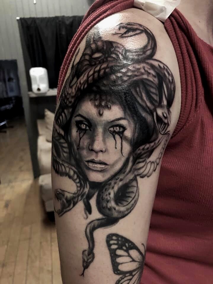 A sample of Cruz's tattoo work