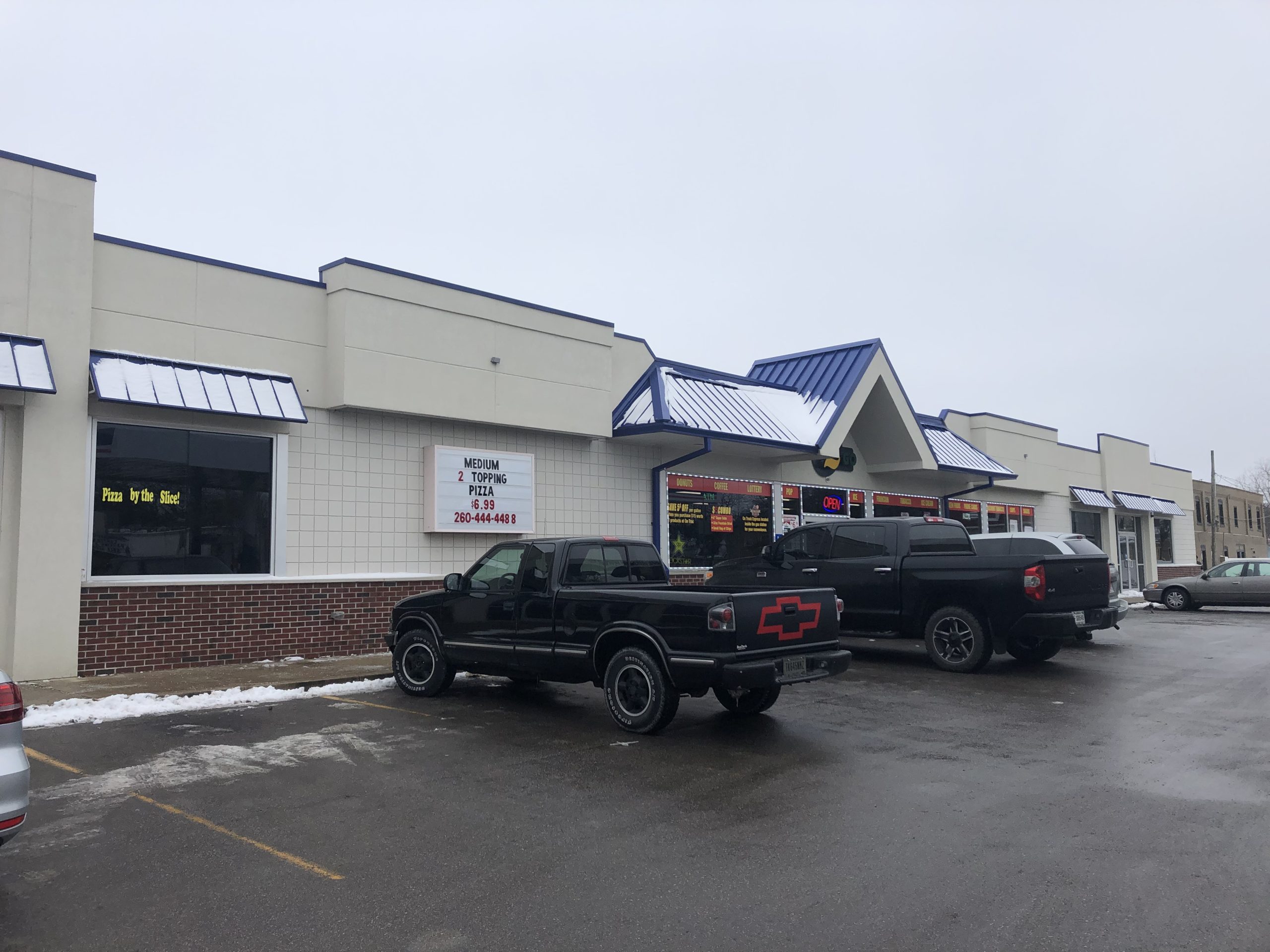 Experts believe convenience stores perpetuate the cycle of poverty in poorer areas. 